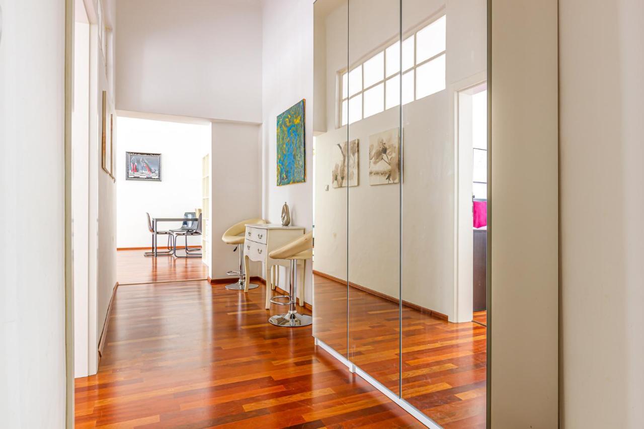 Newly Renovated Apartment In The Old Town Pressburg Exterior foto