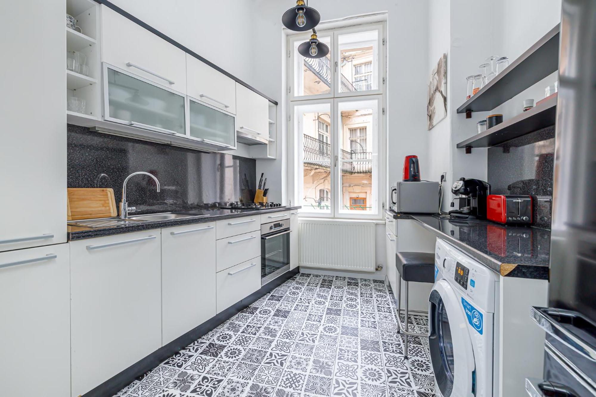 Newly Renovated Apartment In The Old Town Pressburg Exterior foto