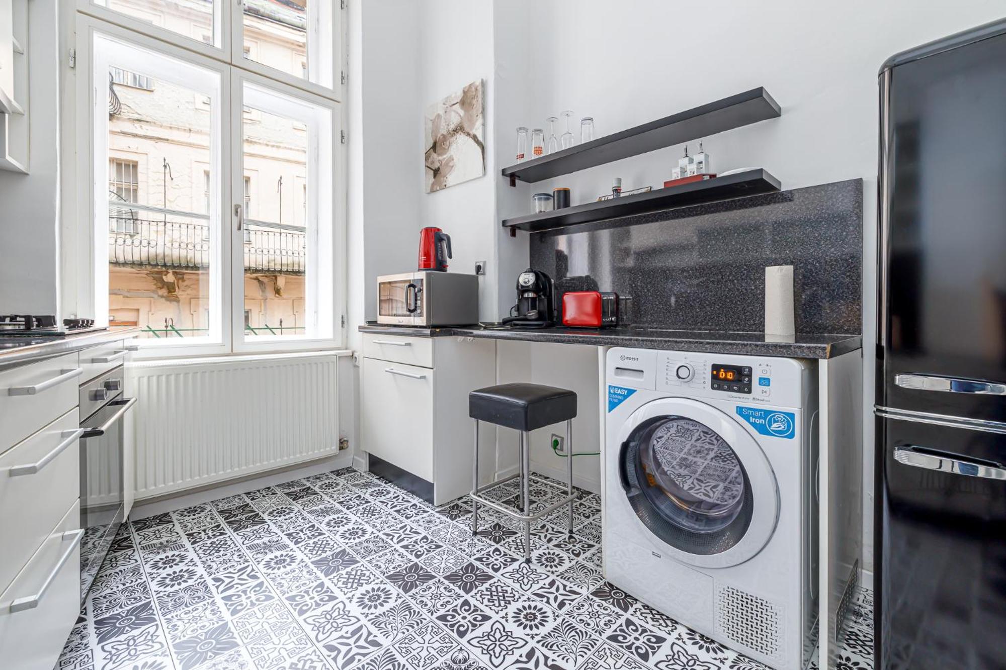 Newly Renovated Apartment In The Old Town Pressburg Exterior foto